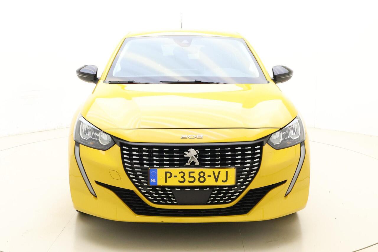 Peugeot 208 1.2 PureTech Allure Pack 100 PK | Handgeschakeld | Camera | Cruise Control | Climate Control | Navigatie | 1e eigenaar | Voorraad