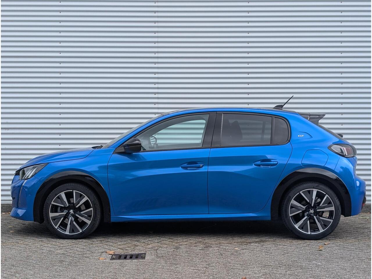 Peugeot 208 GT Pack 1.2 Turbo 130pk EAT8 | NAPPA LEDER | NAVI | PANODAK | CAMERA | ADAPTIEVE CRUISE | STOELVERW. |