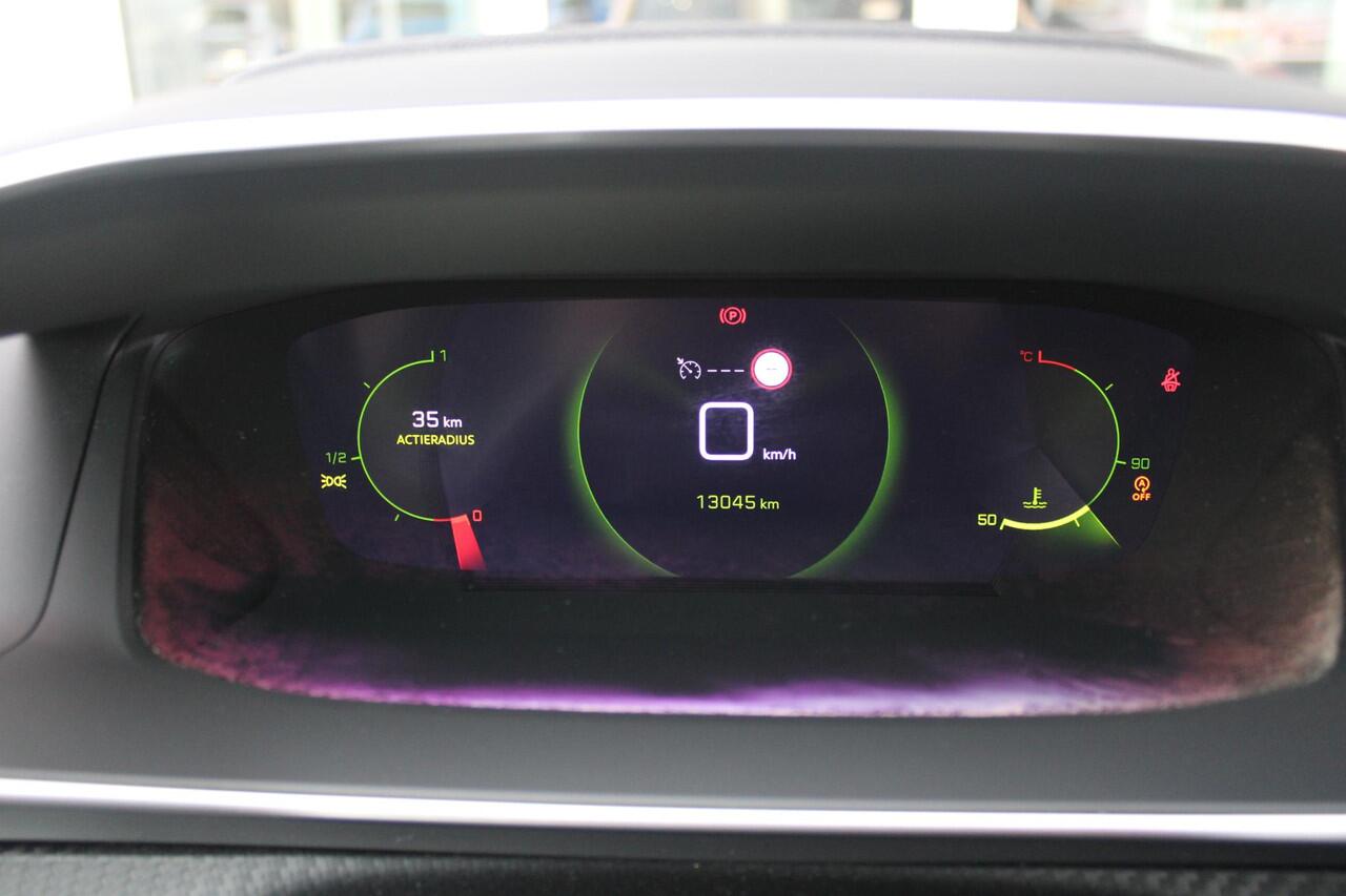 Peugeot 208 1.2 100PK GT | NAVIGATIE | KEYLESS ENTRY/START | APPLE CARPLAY/ANDROID AUTO | LICHTMETALEN VELGEN 17" | 3-D INSTRUMENTENPANEEL | DAB+ RADIO | DODEHOEK DETECTIE | CRUISE CONTROL | LANE ASSIST | CLIMATE CONTROL | ZWART DAK |