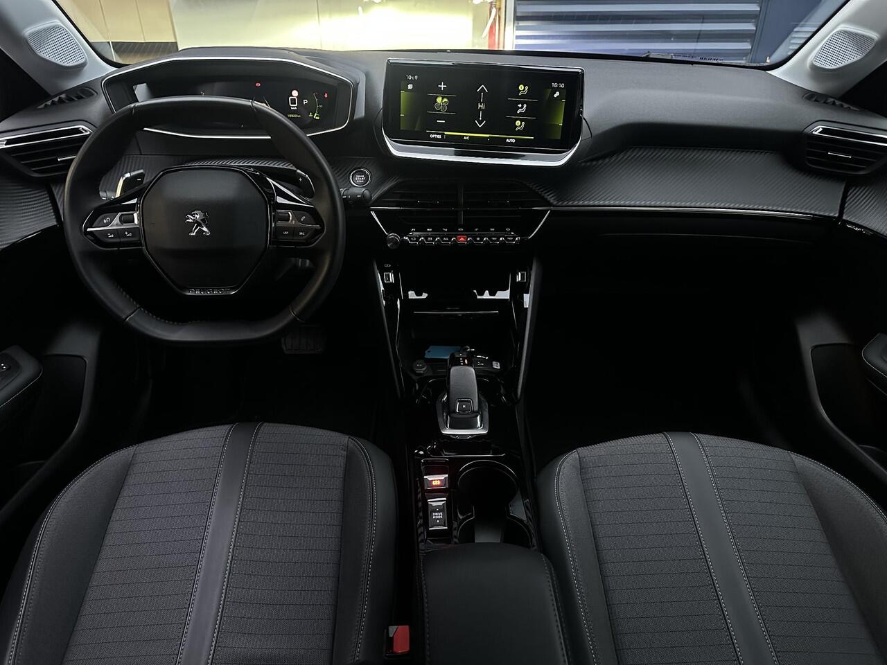 Peugeot 208 1.2 PureTech 130pk Allure Pack | Adaptive Cruise Control | Parkeercamera/-sensoren | Apple Carplay/Android Auto | Keyless Entry/Start | Climate Control | Full LED |