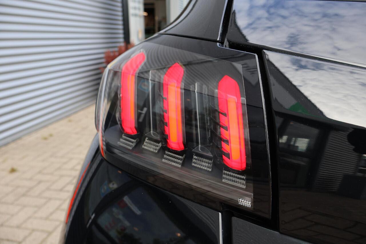 Peugeot 208 1.2 GT 1e Eigenaar | NL-Auto | Volledig Onderh | BTW | Sfeer | Camera | Carplay | Full LED | PDC | Cruise | Keyless | Digitaal Dash