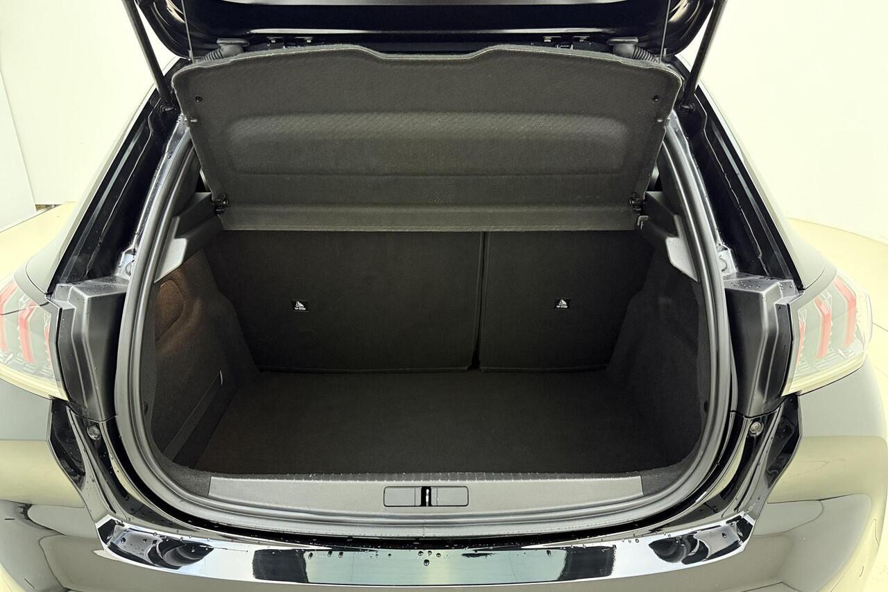 Peugeot 208 1.2 PureTech Allure Pack 100 PK l Airco | Navigatie | Parkeersensor | Mirror Screen | Apple Carplay | Cruise Control | Licht Metalen Velgen | Camera | Start/stop