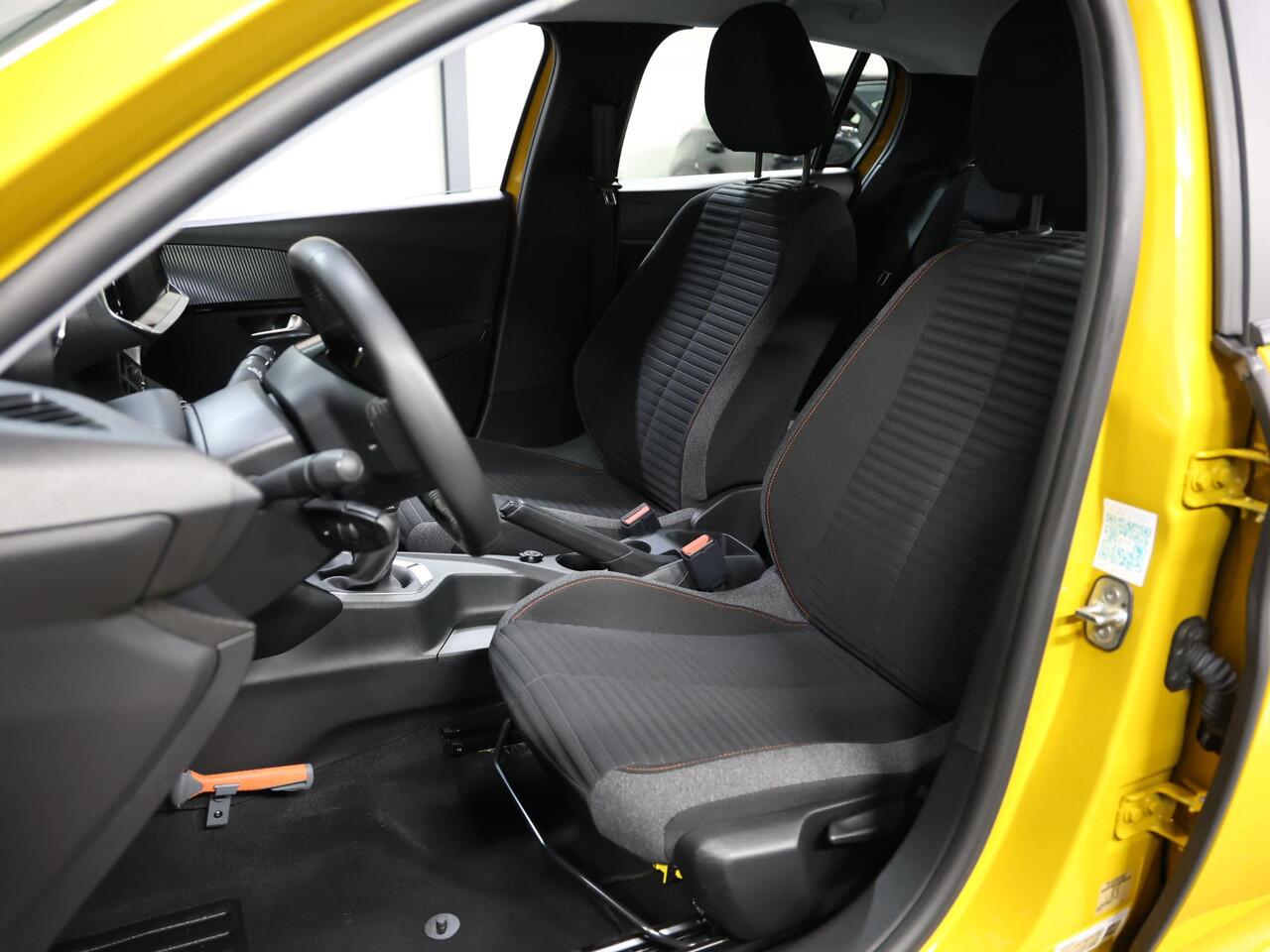 Peugeot 208 1.2 75PK Active | AppleCarplay/AndroidAuto | Airco | Lederen Stuurwiel | DAB Radio | Cruise Control | Isofix | Bluetooth |