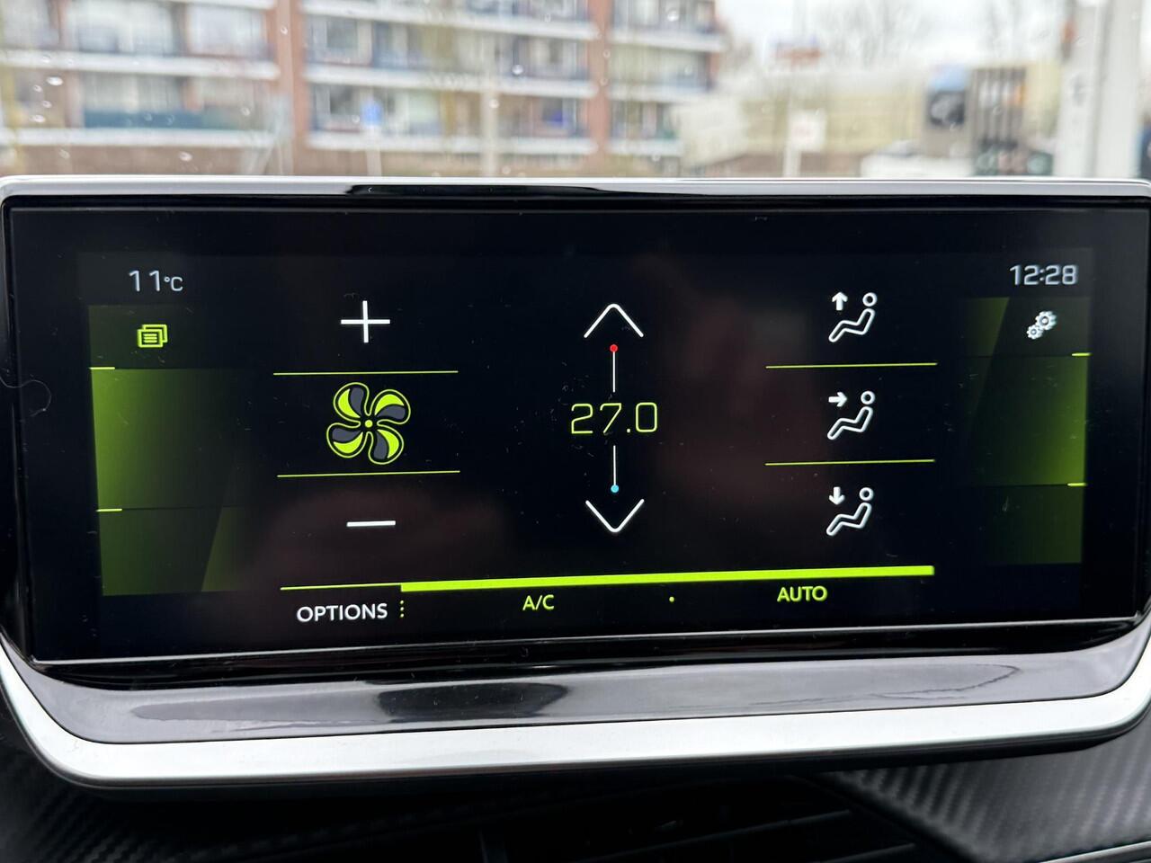 Peugeot 208 1.2 PureTech GT Pack ALL-IN RIJKLAARPRIJS/Panoramadak/Keyless/Navi/Camera/Full Options