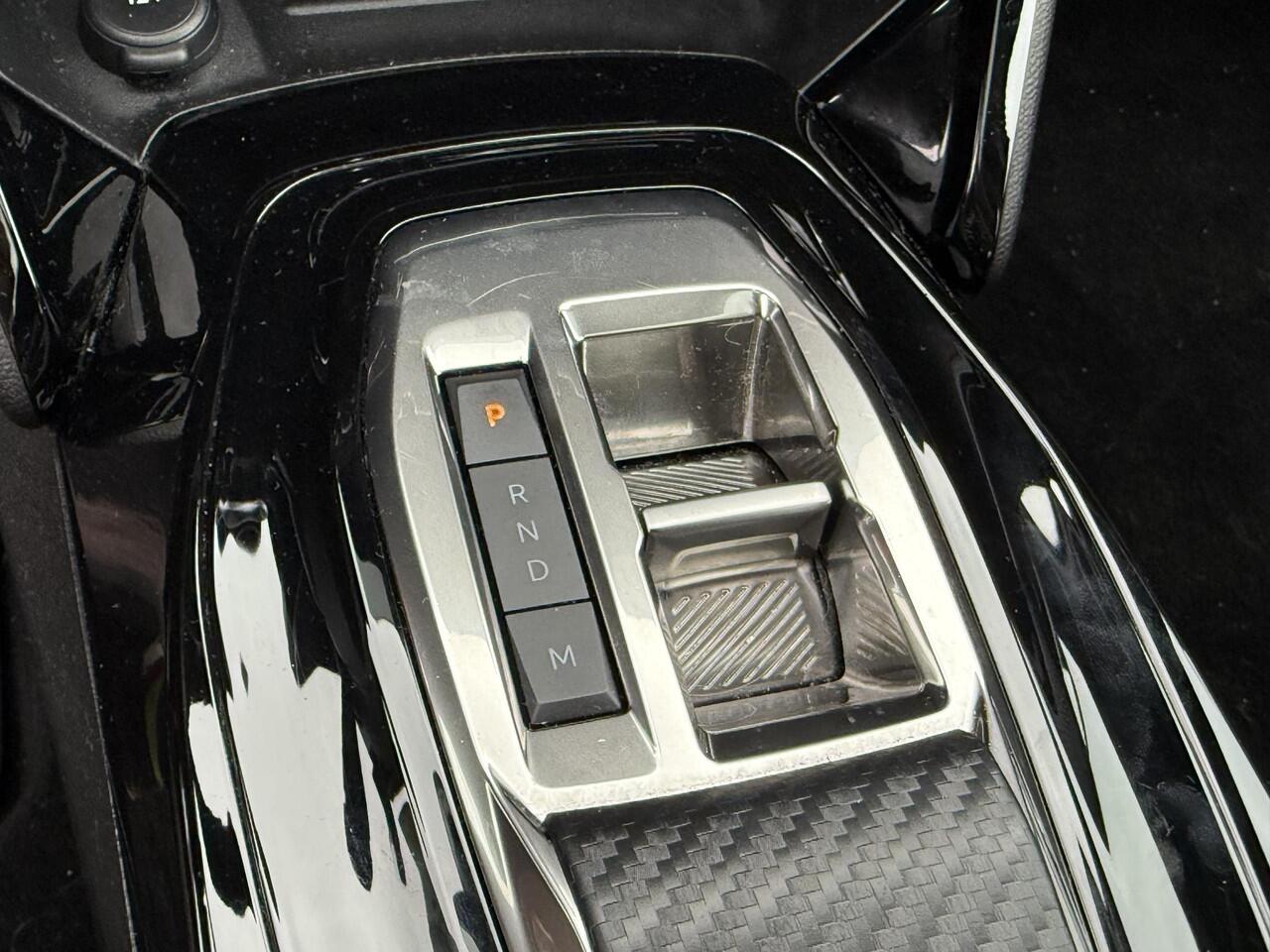 Peugeot 208 1.2 PureTech GT Pack ALL-IN RIJKLAARPRIJS/Panoramadak/Keyless/Navi/Camera/Full Options