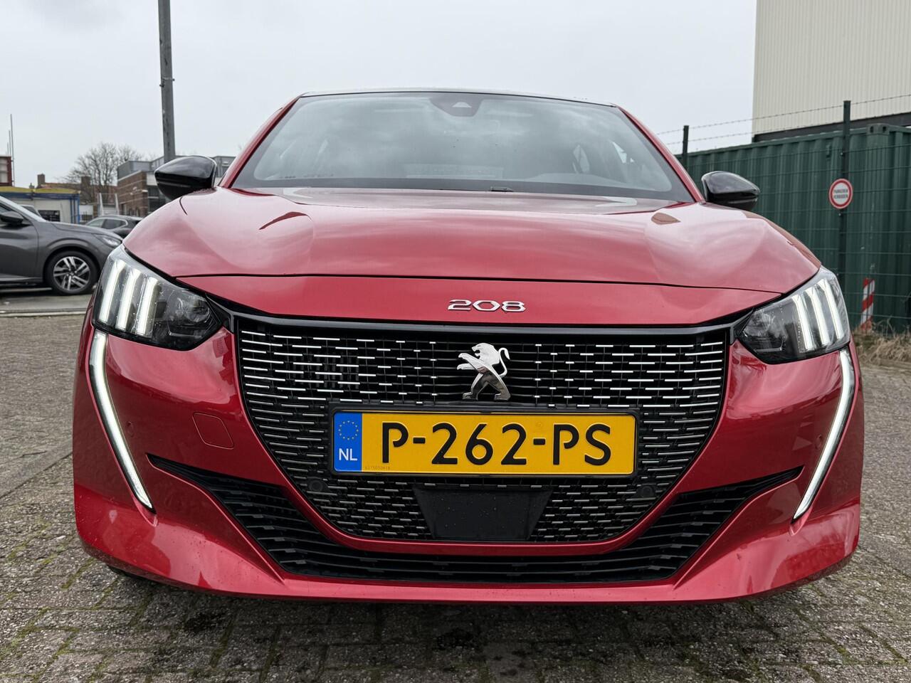 Peugeot 208 1.2 PureTech GT Pack ALL-IN RIJKLAARPRIJS/Panoramadak/Keyless/Navi/Camera/Full Options