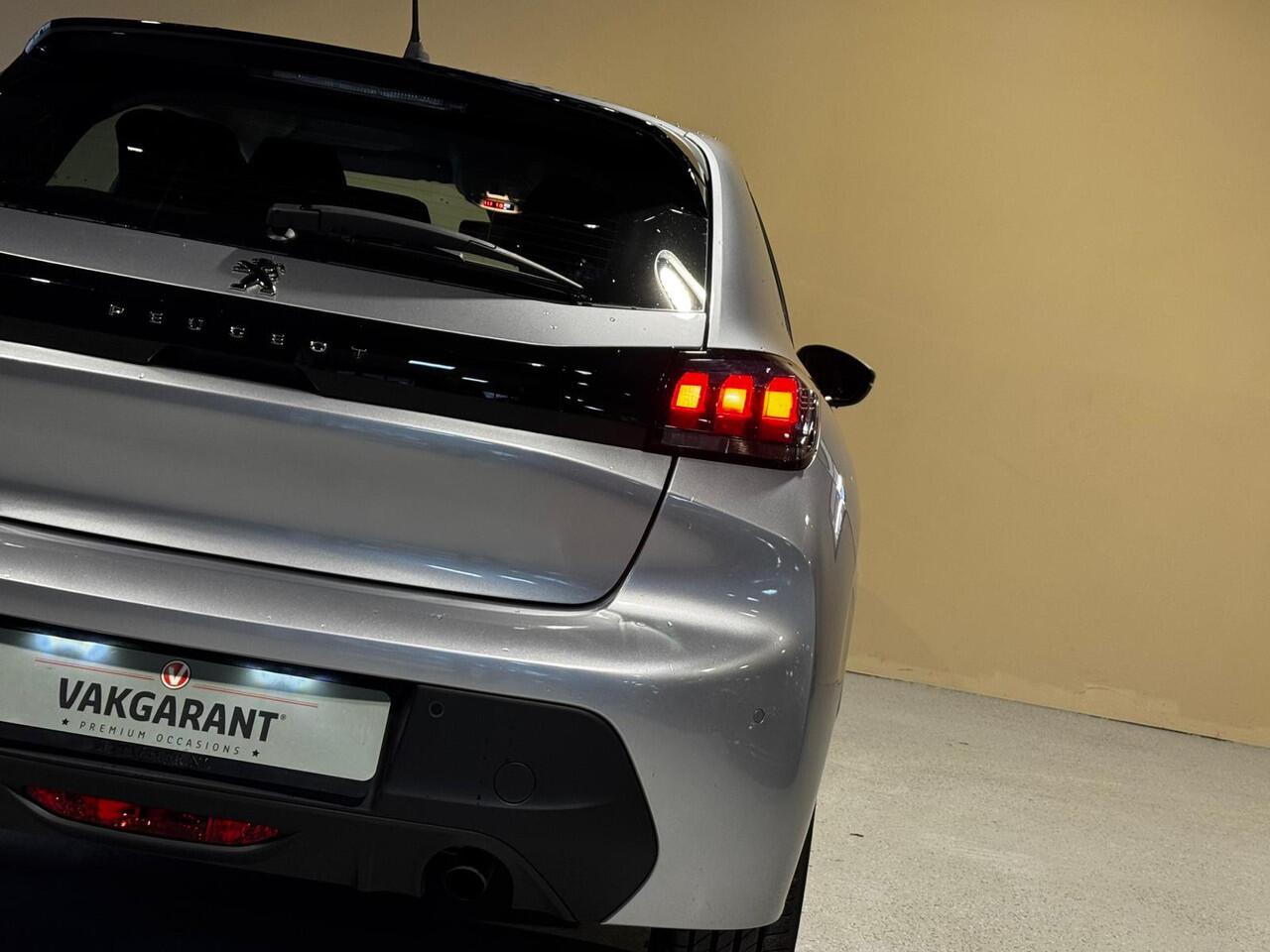 Peugeot 208 1.2 PureTech Active Pack |Cruise control |Navi |LED |LMV