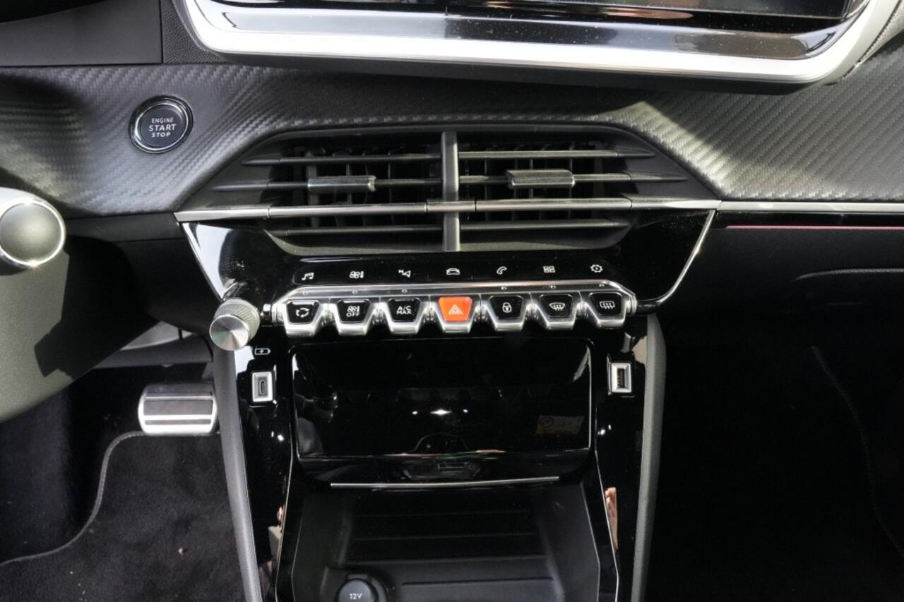 Peugeot 208 1.2 PURETECH GT- ALL IN PRIJS- Carplay-Navi- Camera