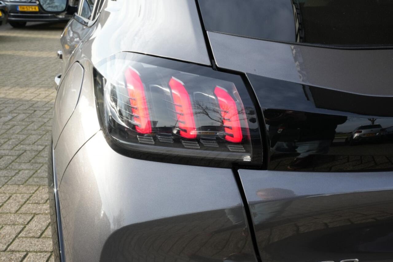 Peugeot 208 1.2 PURETECH GT- ALL IN PRIJS- Carplay-Navi- Camera