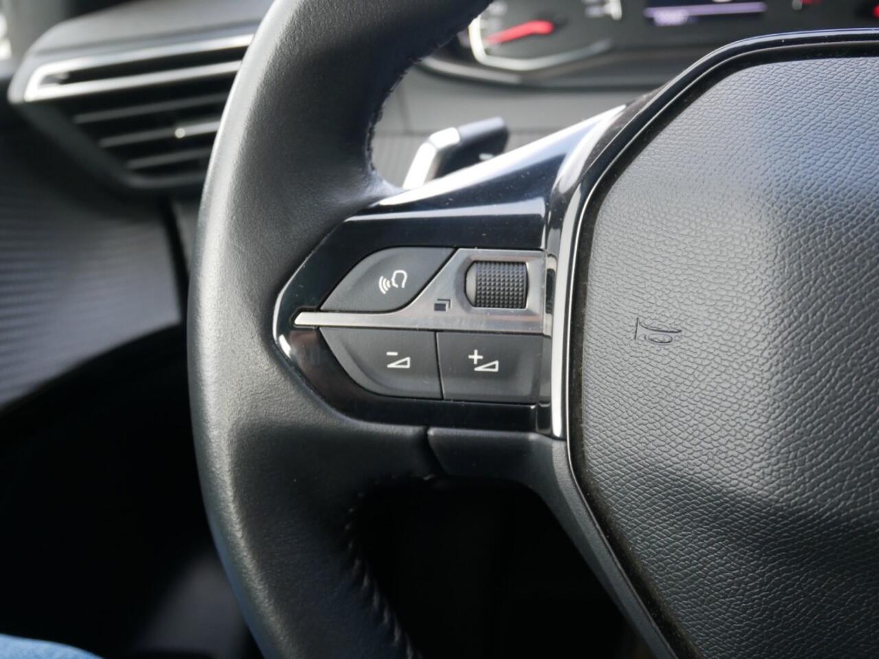 Peugeot 208 1.2 PT ACTIVE PACK **Airco//Navi//Lm **