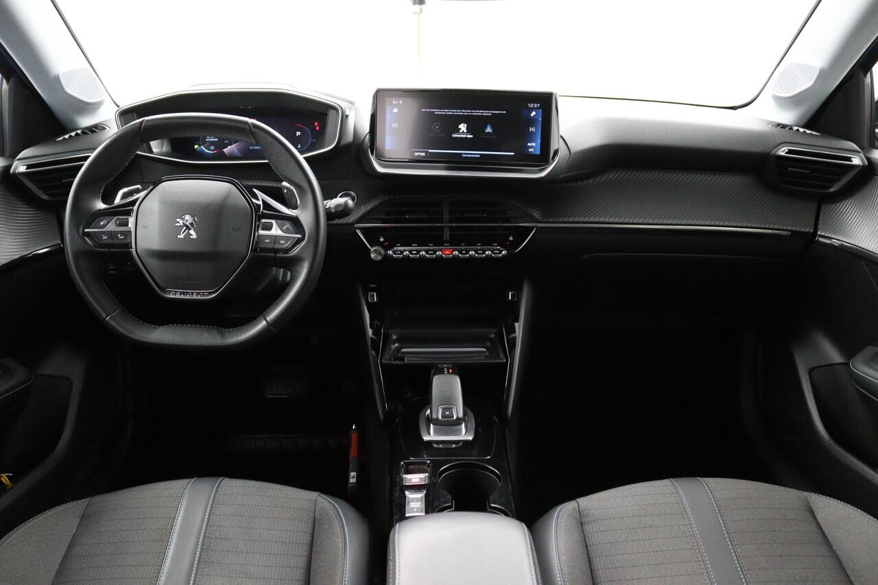 Peugeot 208 1.2 Allure*AUTOM*CARPLAY*ECC*CRUISE*NAVI*HAAK*CAM*