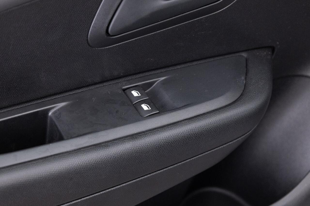 Peugeot 208 1.2 PureTech Like 5-drs | AIRCO .