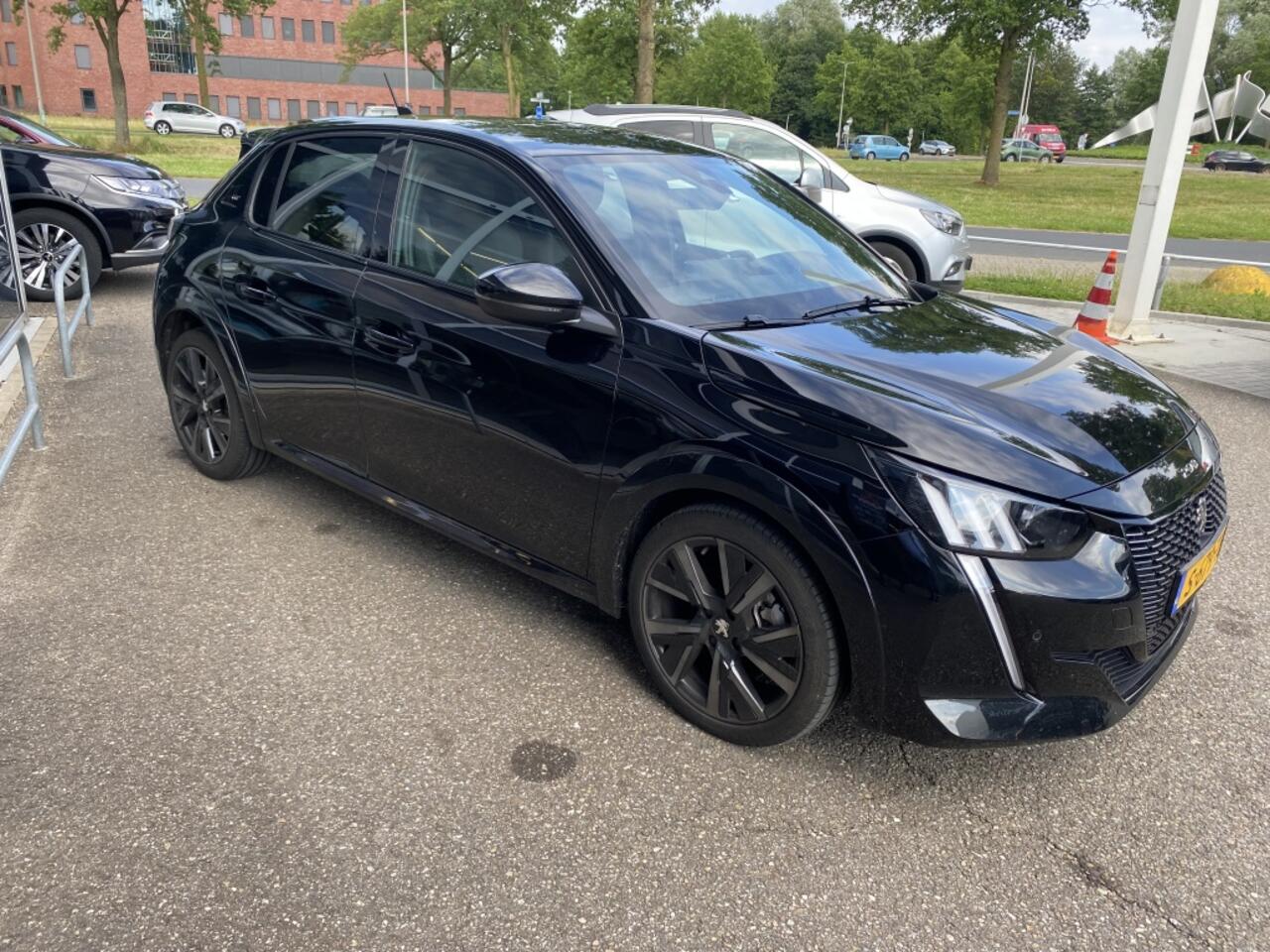 Peugeot 208 1.2 PureTech GT | Automaat | Apple Carpl./Android |