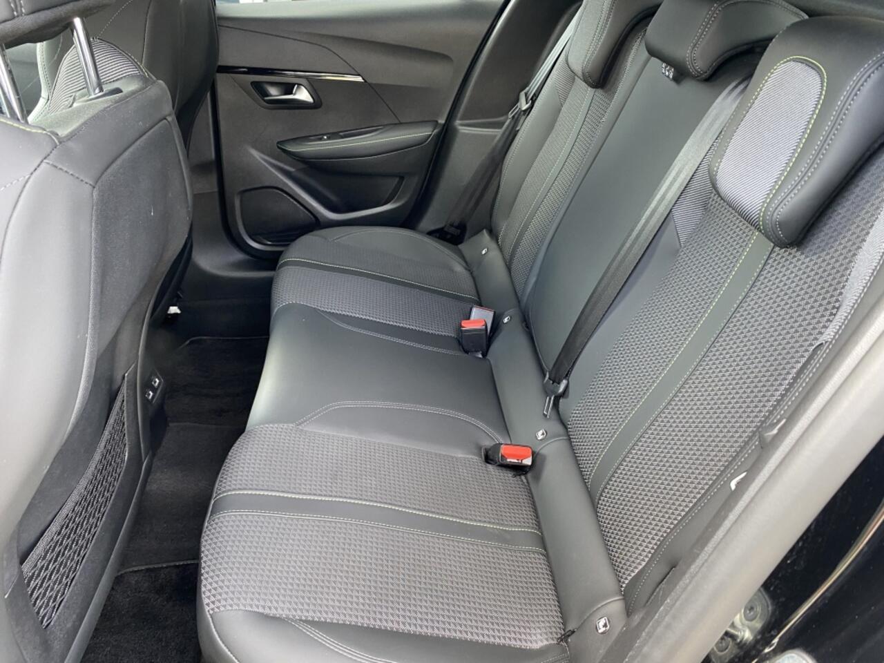 Peugeot 208 1.2 PureTech GT | Automaat | Apple Carpl./Android |