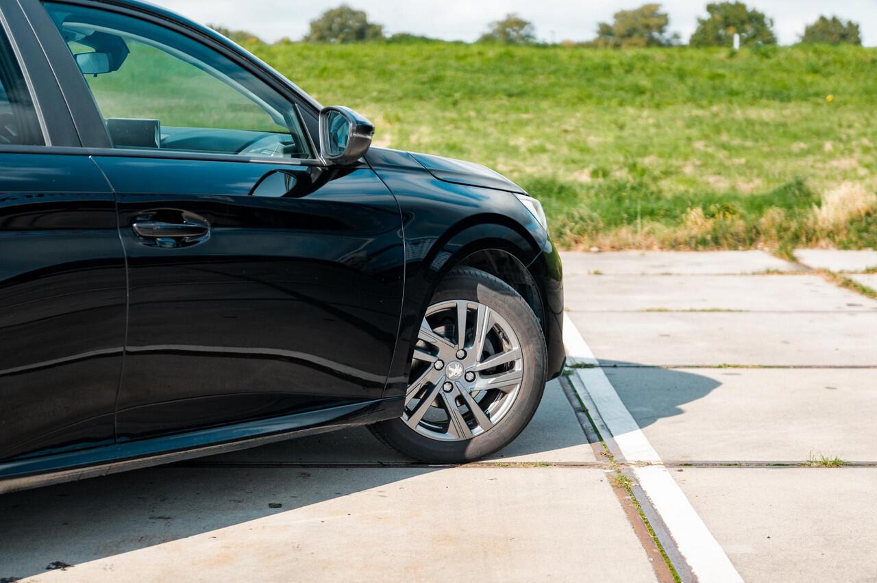 Peugeot 208 1.2 PureTech Active Pack | NAVI | CRUISE | 16" LM VELGEN