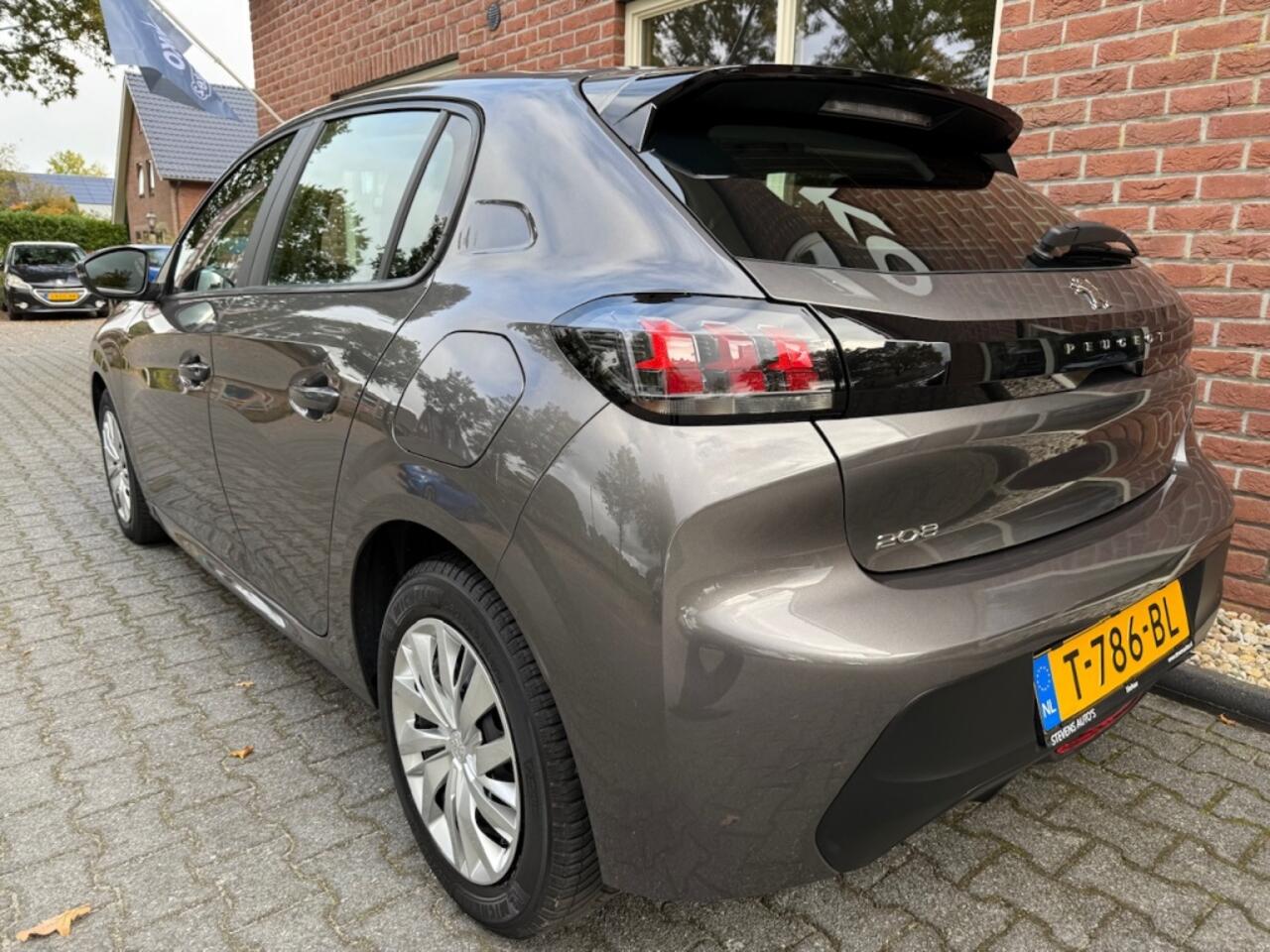 Peugeot 208 1.2 PureTech Active LED / NAVI / AIRCO / CRUISE / DAB+ / CARPLAY