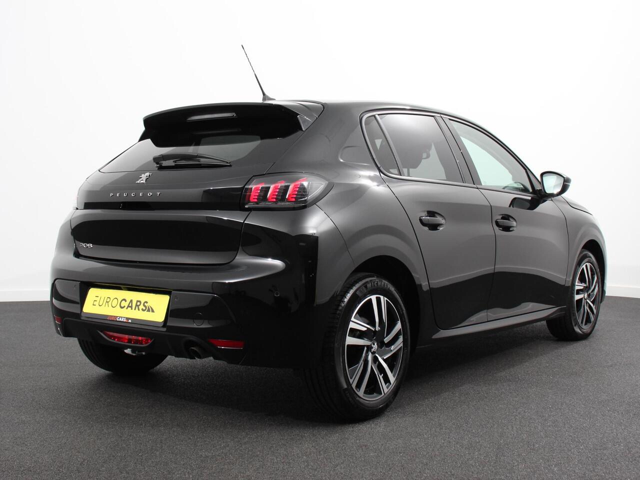 Peugeot 208 1.2 PureTech Allure Pack Apple Carplay / Android Auto | Camera | Keyless | Adeptive Cruise Control | Stoelverwarming | Getinte Ramen |