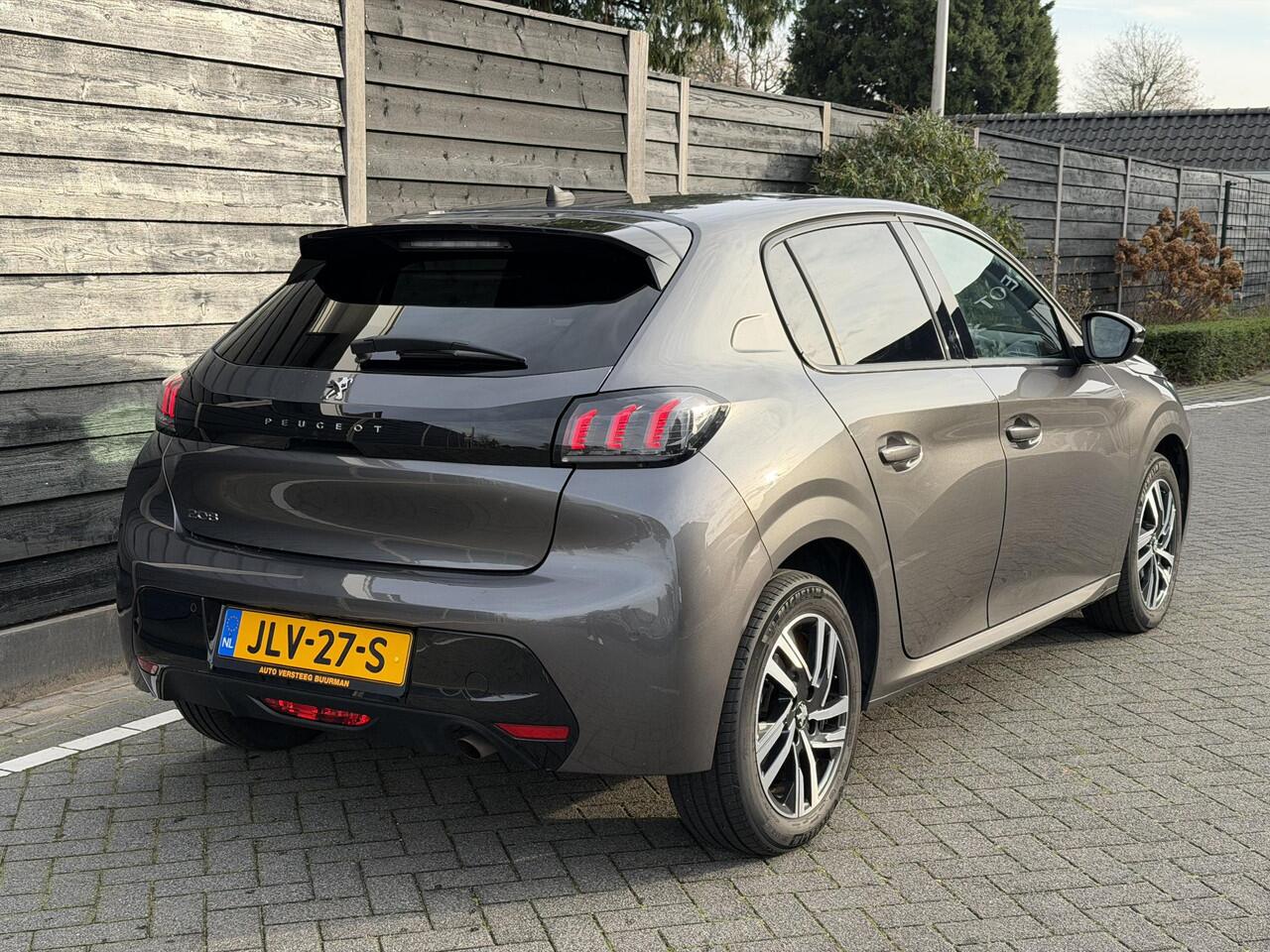 Peugeot 208 Allure Pack 1.2 PureTech 100PK Navigatie, Achteruitrijcamera, Keyless, Stoelverwarming, Adaptieve Cruise Control, Climate Control