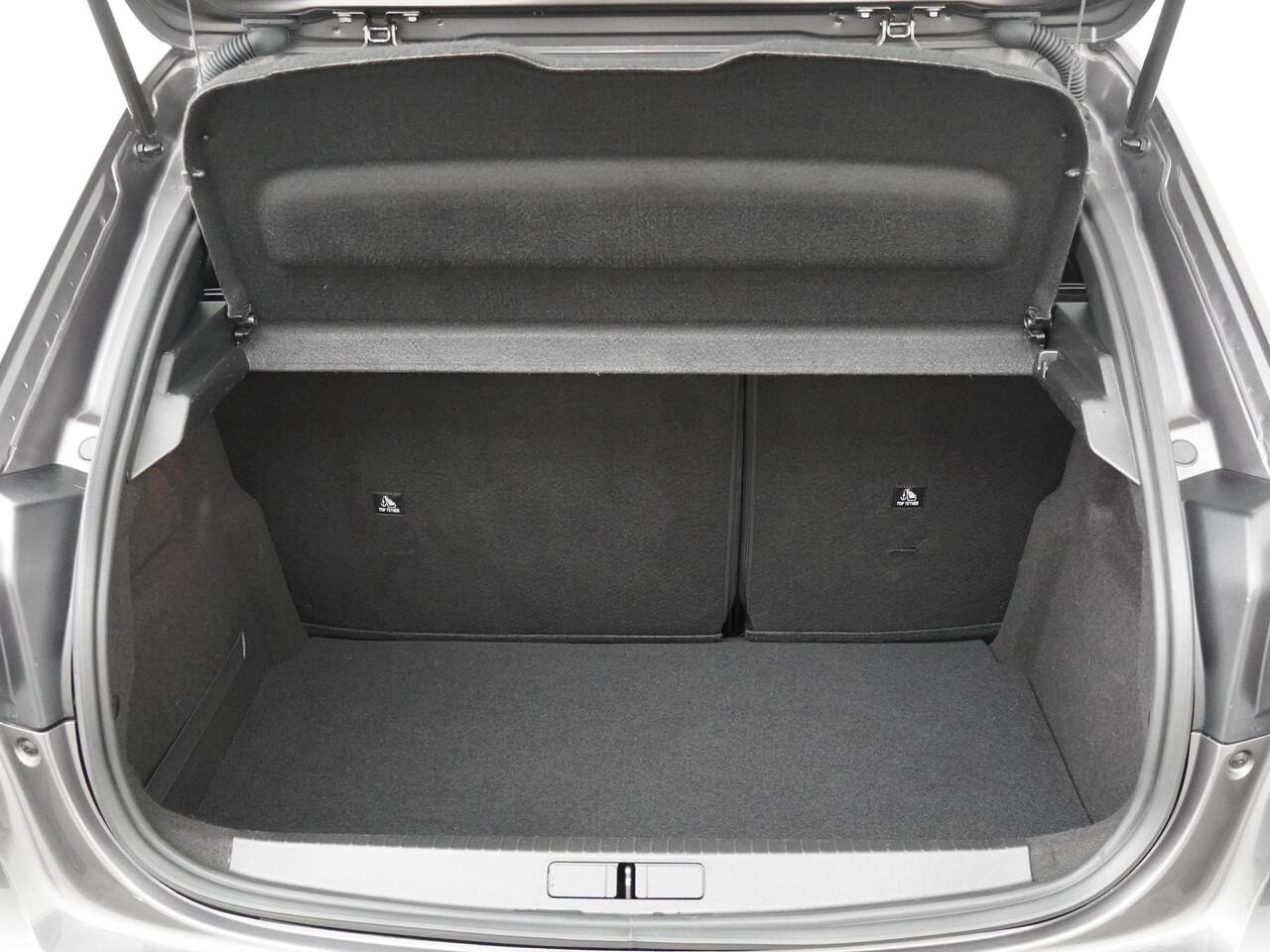 Peugeot 208 1.2 PureTech GT - Navigatie - LED Koplampen - Climate Control - GT Velgen