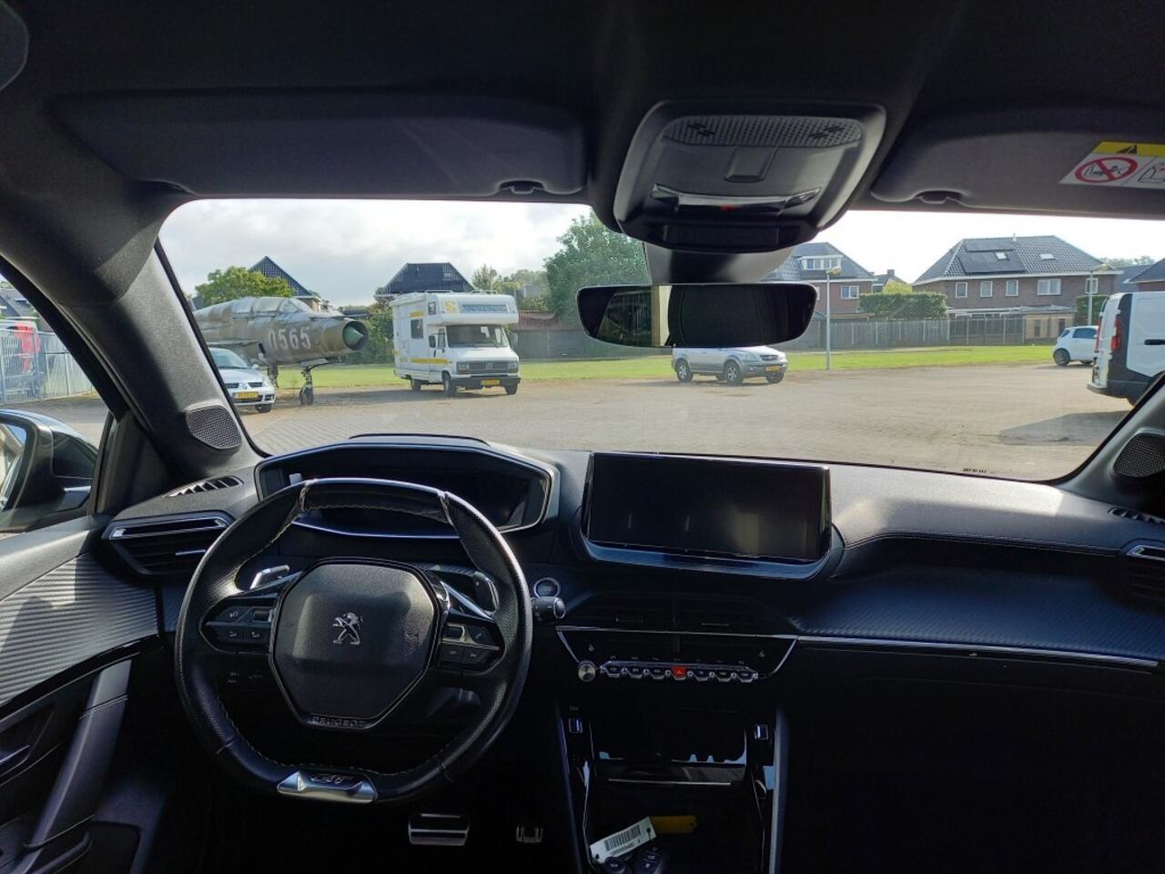 Peugeot 208 1.2 PT 100 GT