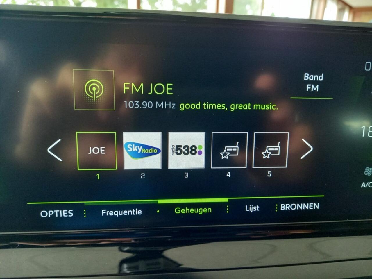 Peugeot 208 1.2 PT 100 GT