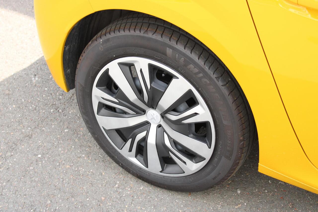 Peugeot 208 1.2 PureTech Active Pack | Apple Carplay / Airco / Cruise