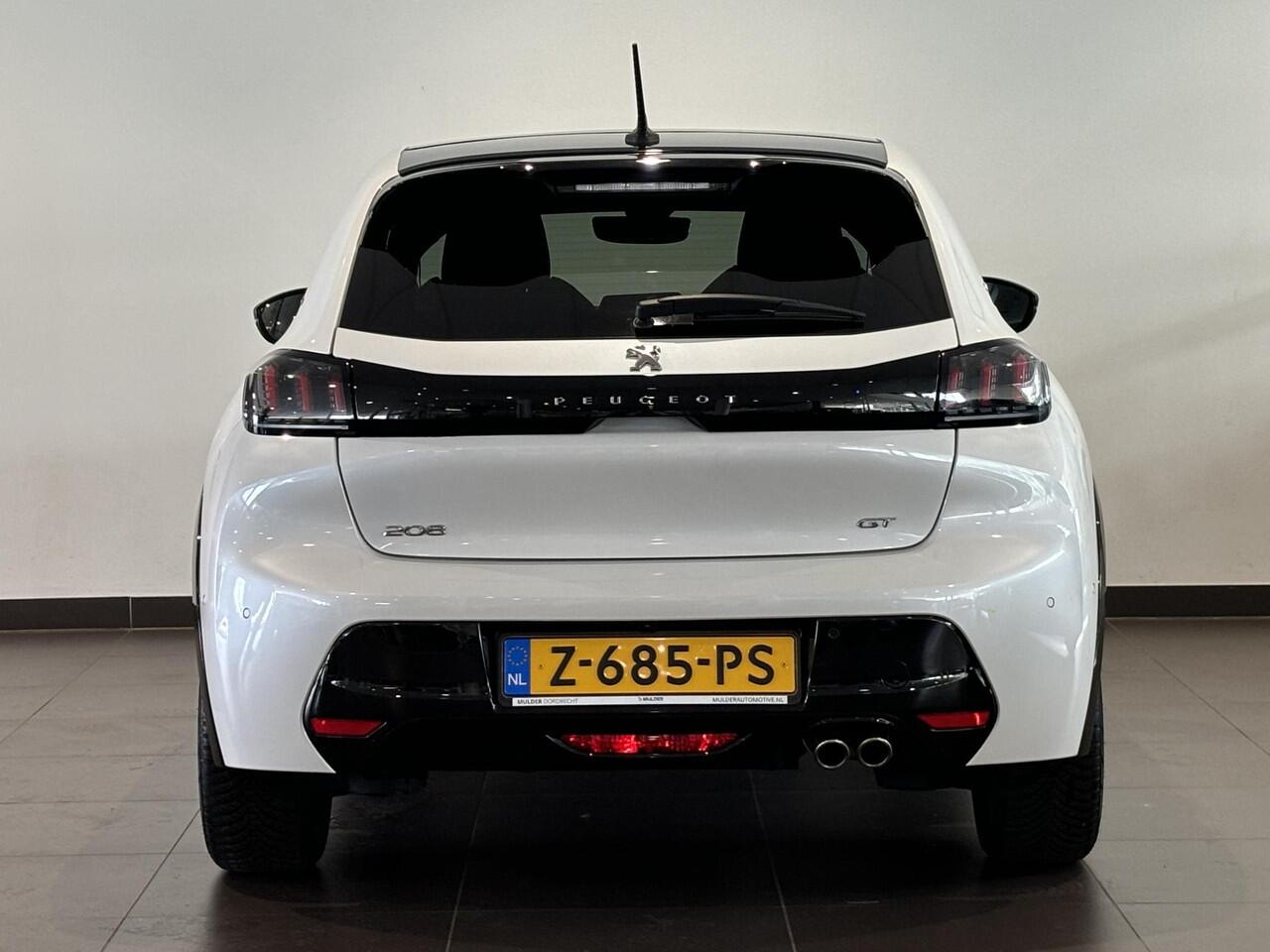 Peugeot 208 GT 1.2 Turbo 130pk EAT8 | PARELMOER | PANODAK | NAVI | ADAPTIVE CRUISE | KEYLESS ENTRY | BLACK DIAMOND DAK | CAMERA | DAB+