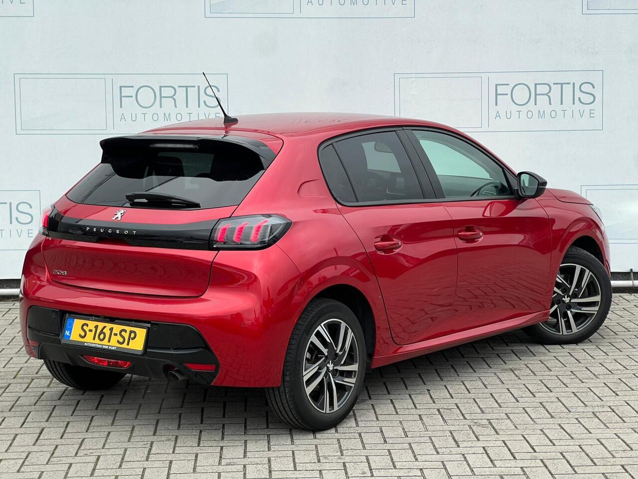 Peugeot 208 1.2 PureTech Allure NL AUTO | PDC | LAGE KM