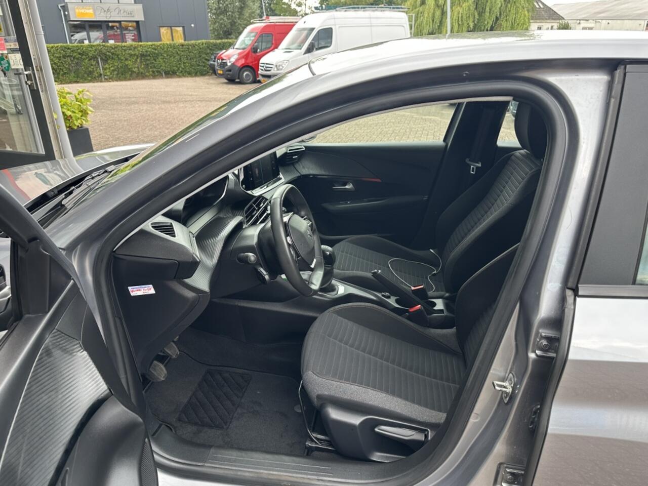 Peugeot 208 1.2 PureTech Active | CarPlay | Airco | Cruise