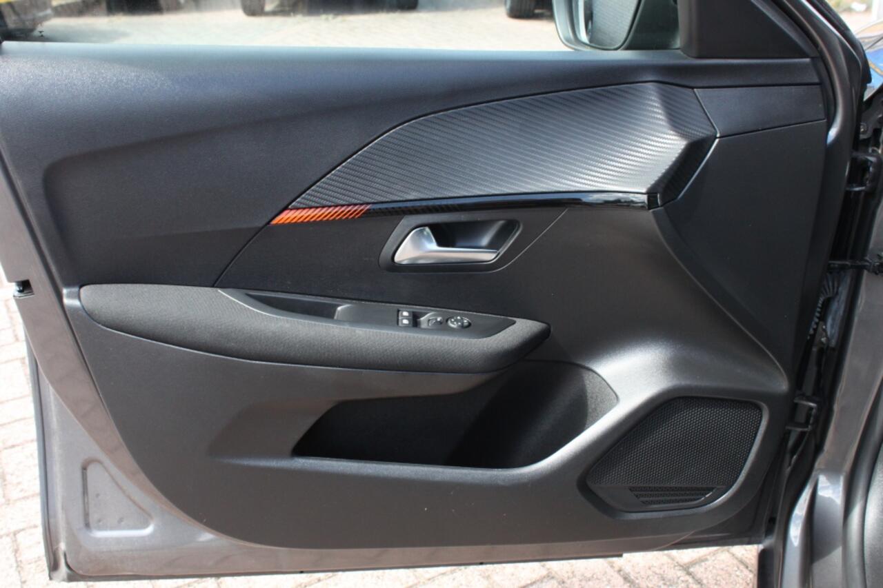 Peugeot 208 1.2 PureTech Active, Apple carplay/Android.