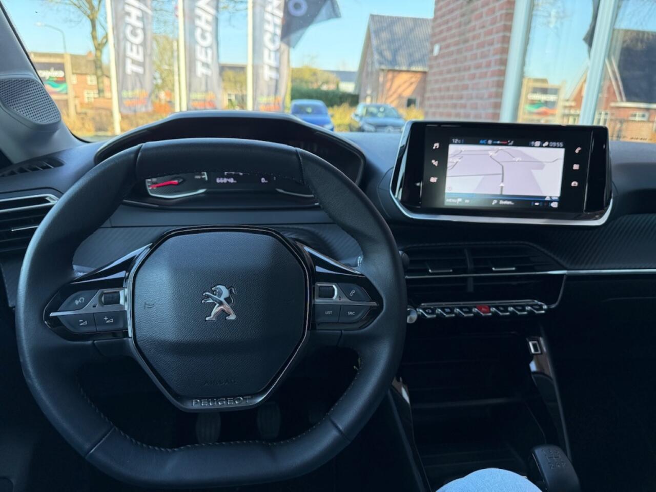 Peugeot 208 1.2 PureTech Active RIJKLAAR INCL. GARANTIE / LED / NAVI / AIRCO