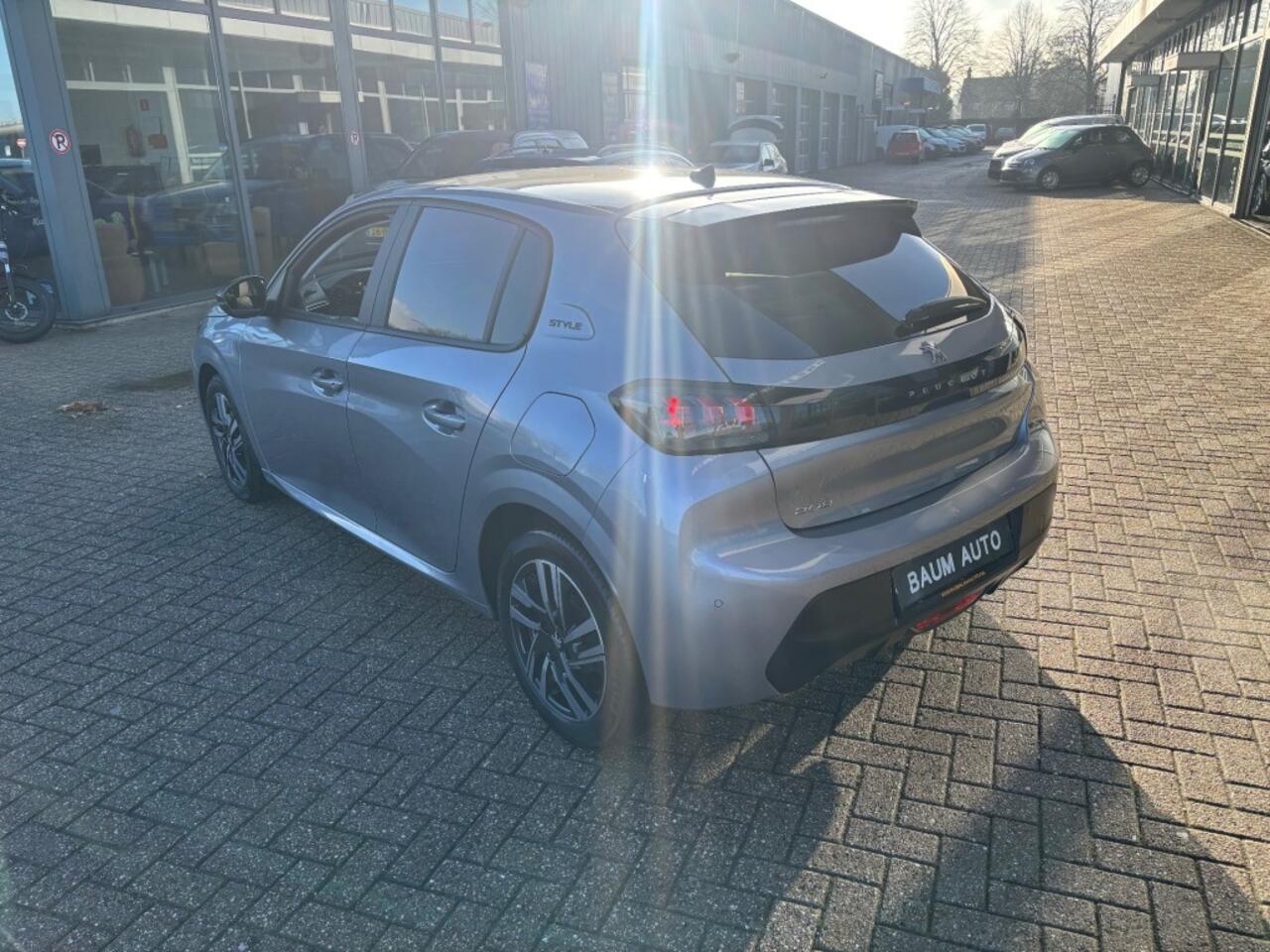 Peugeot 208 1.2 PURETECH STYLE AIRCO CRUISE PDC CARPLAY.