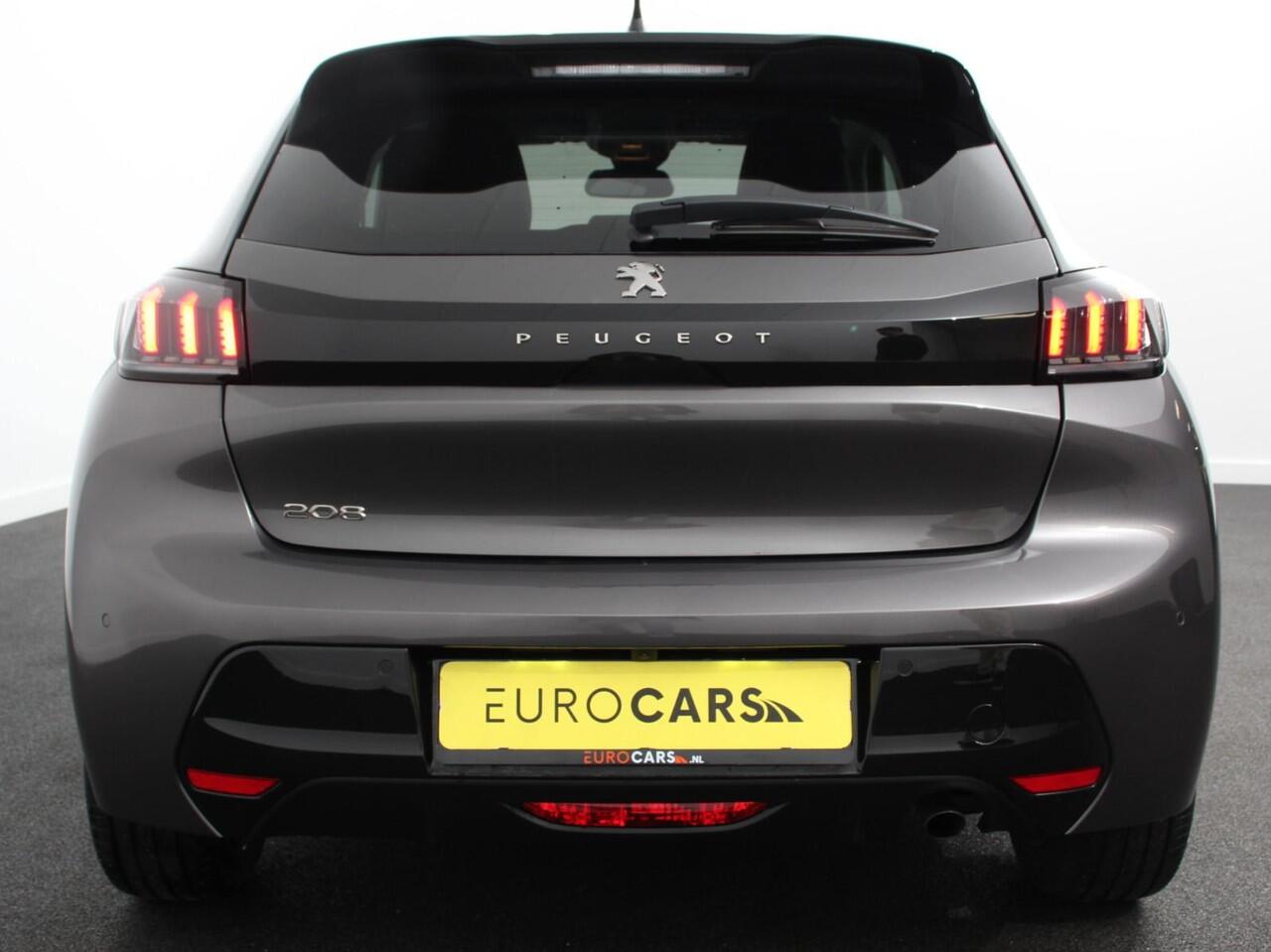 Peugeot 208 1.2 PureTech Allure Pack | Navigatie | Apple Carplay/Android Auto | Airco | Parkeer sensoren | Cruise Control | Led | Lichtmetalen Velgen | Stoelverwarming