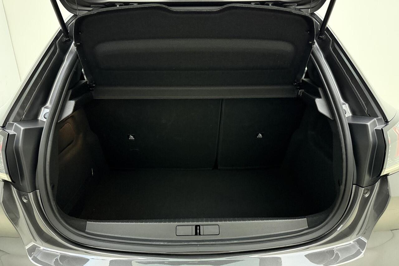 Peugeot 208 1.2 PureTech Allure Pack | Navigatie | Climate Control | Full LED | Camera | Apple Carplay/Android Auto | 16'' LM Velgen | 1e Eigenaar