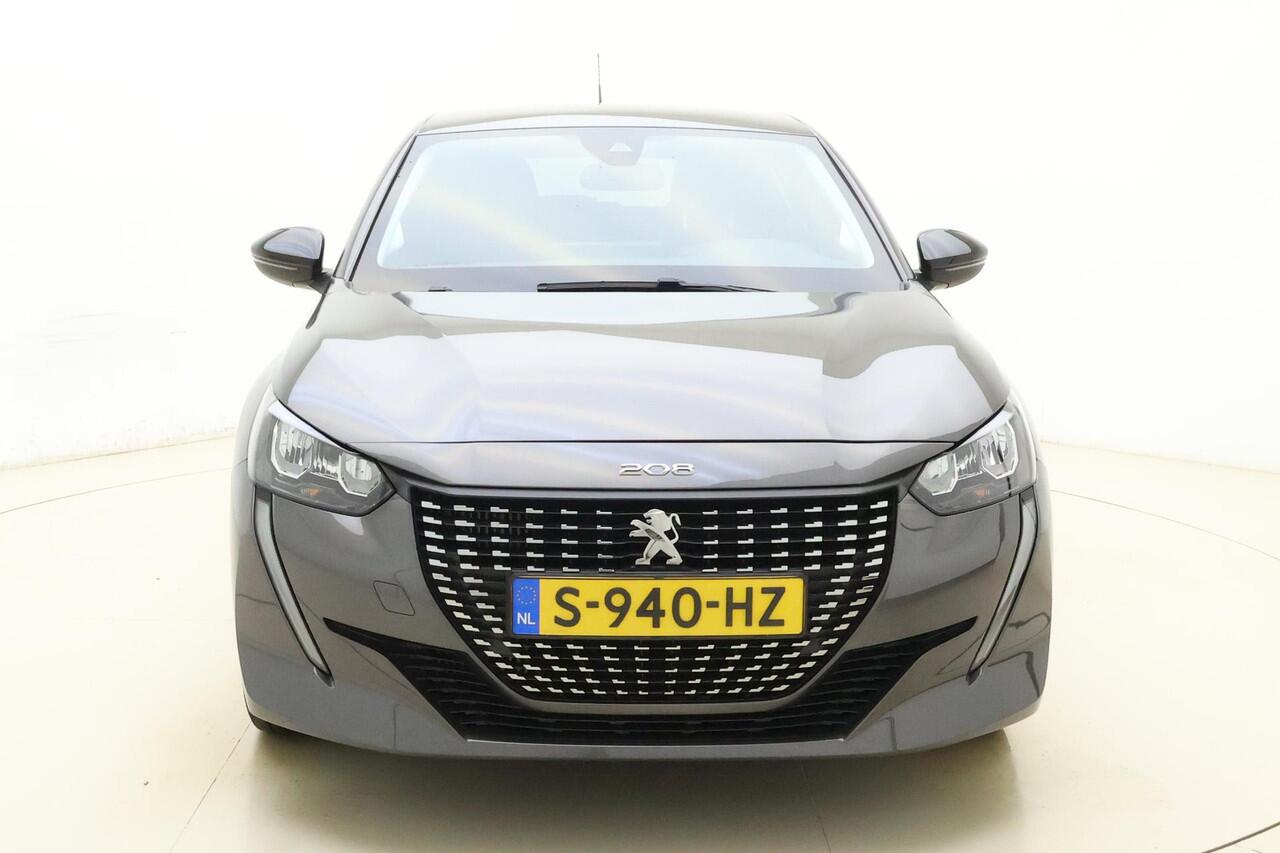 Peugeot 208 1.2 PureTech Allure Pack | Navigatie | Climate Control | Full LED | Camera | Apple Carplay/Android Auto | 16'' LM Velgen | 1e Eigenaar