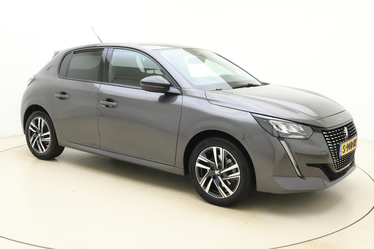 Peugeot 208 1.2 PureTech Allure Pack | Navigatie | Climate Control | Full LED | Camera | Apple Carplay/Android Auto | 16'' LM Velgen | 1e Eigenaar