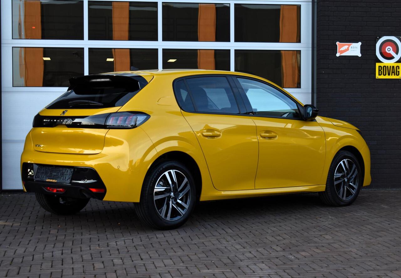 Peugeot 208 1.2 PureTech 100PK Allure Pack | Carplay | Camera | Stoelverw. | Incl. garantie