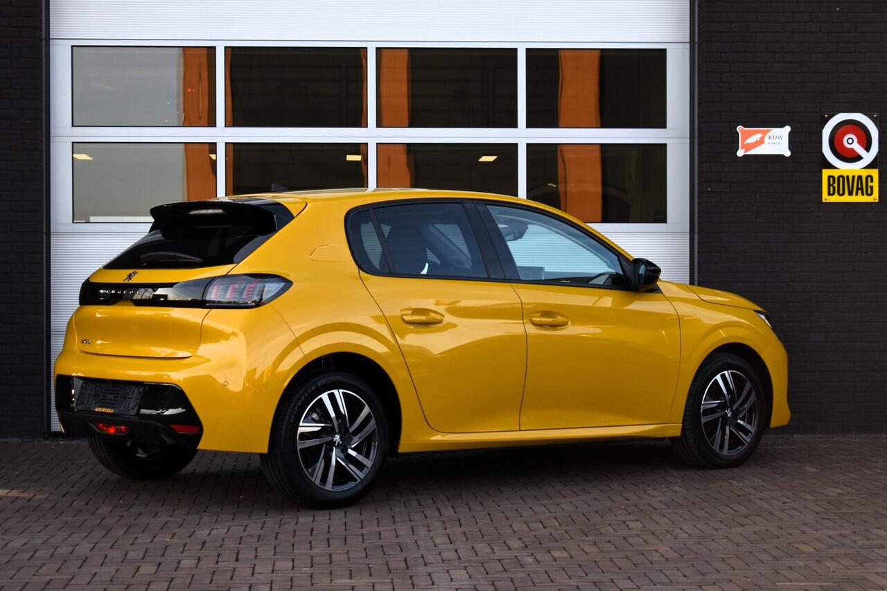 Peugeot 208 1.2 PureTech 100PK Allure Pack | Carplay | Camera | Stoelverw. | Incl. garantie