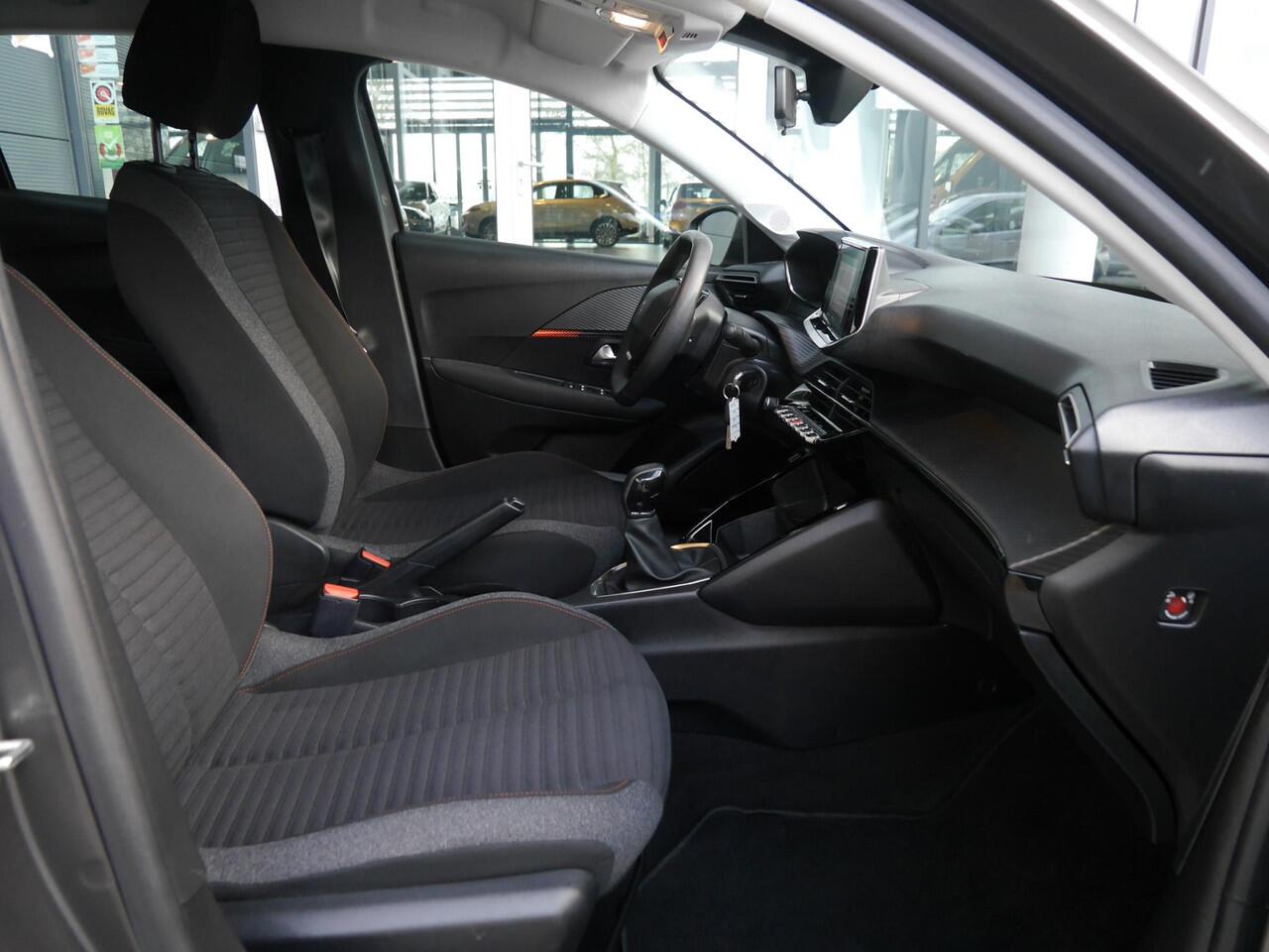 Peugeot 208 1.2 PureTech Active | Airco | Navigatie | Cruise control | Apple carplay/ Android auto | Dab radio | Led dag rijverlichting | Rijstrooksensor met correctie