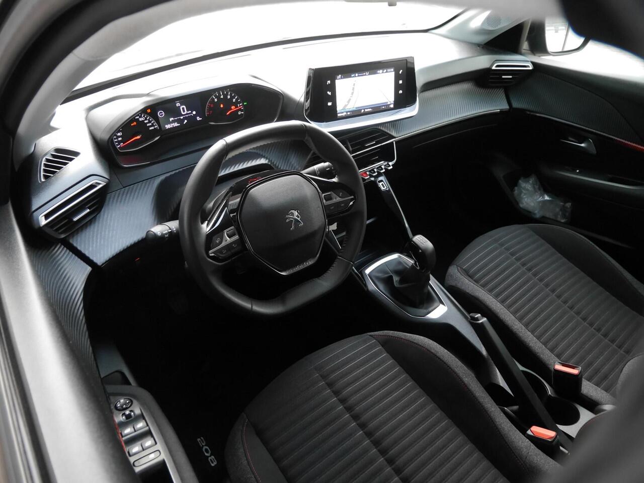 Peugeot 208 1.2 PureTech Active | Airco | Navigatie | Cruise control | Apple carplay/ Android auto | Dab radio | Led dag rijverlichting | Rijstrooksensor met correctie