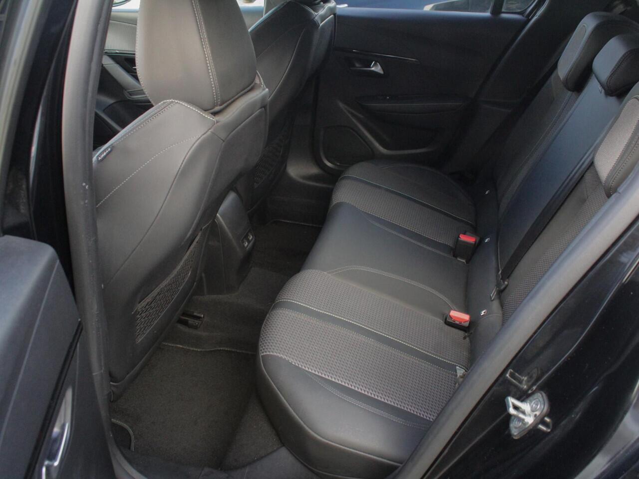 Peugeot 208 1.2 PureTech GT | Navi | Cruise | Clima | Lm-Velgen