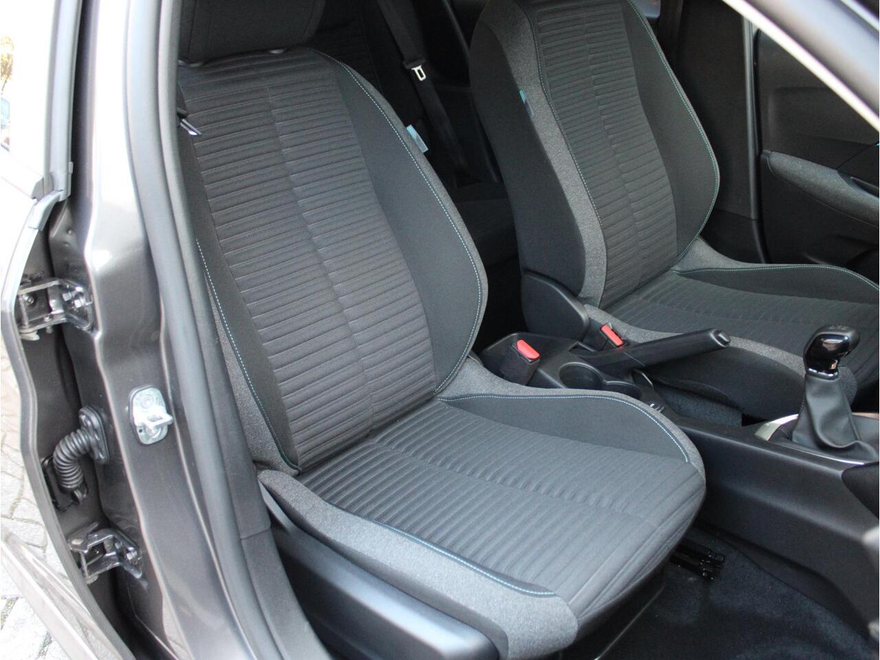 Peugeot 208 1.2 PT Style | Camera / Navi / Cruise Control