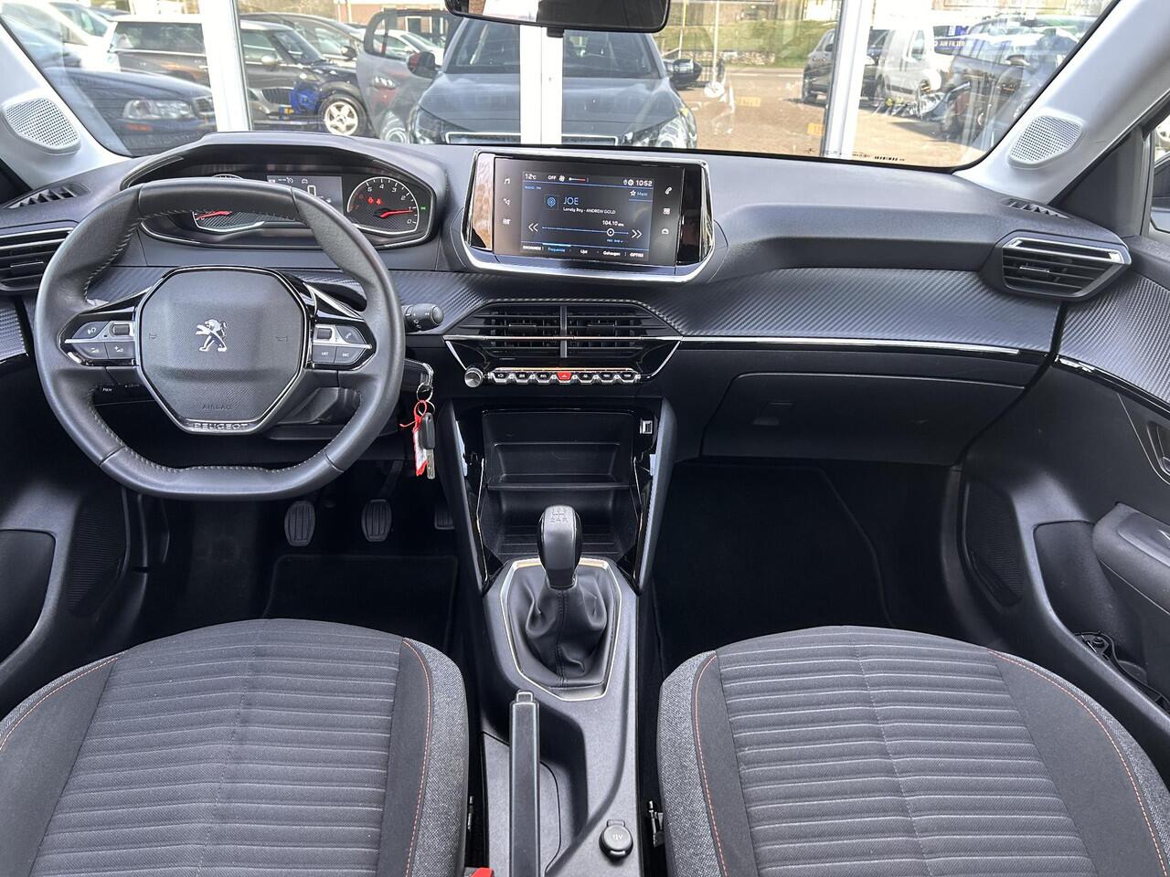 Peugeot 208 1.2 PureTech Active 100% dealer onderhouden/airco/Carplay/cruise control/nieuwstaat/enz