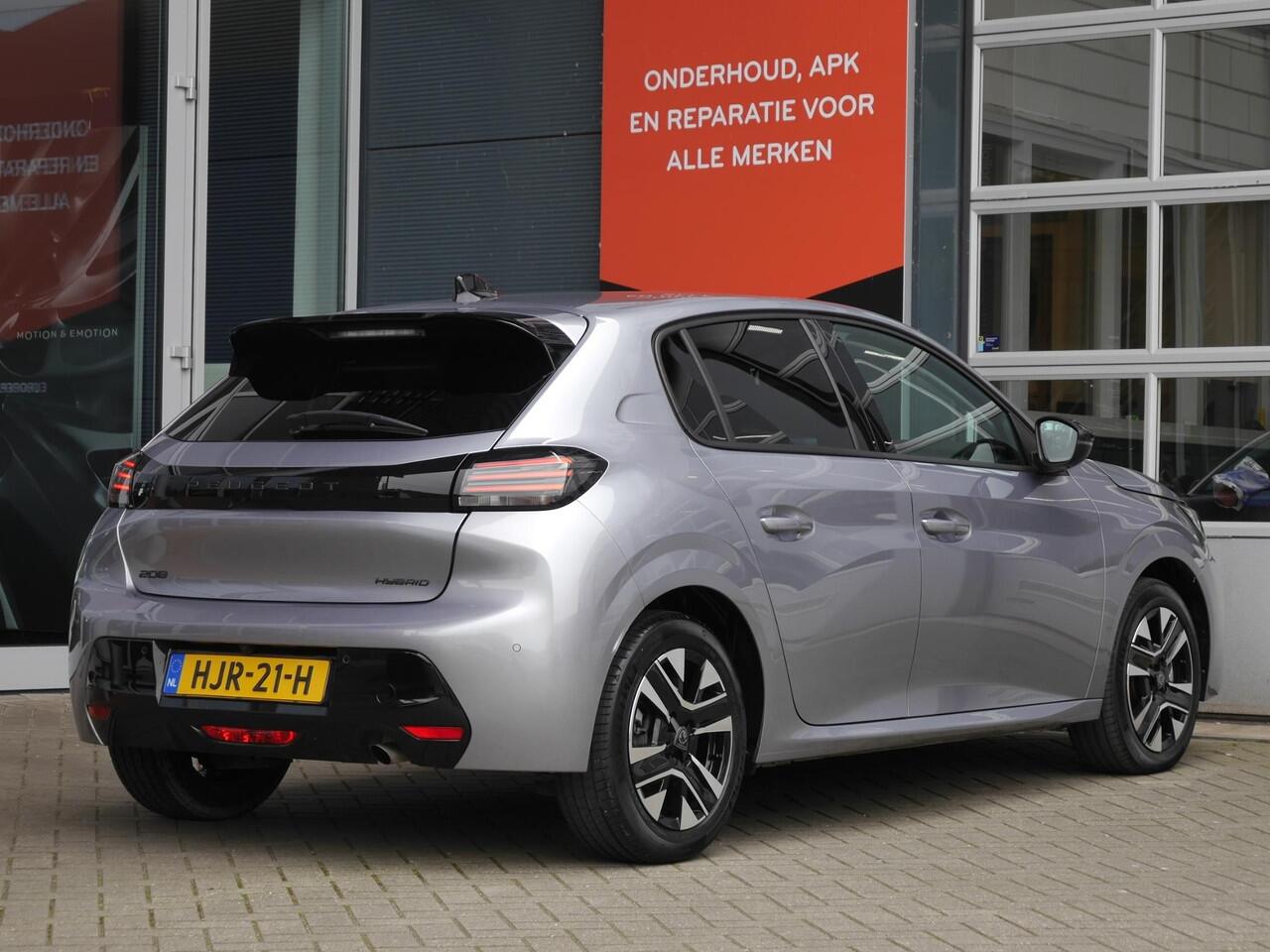 Peugeot 208 Hybrid 100 e-DCS6 Allure | Camera | Stoelverwarming | Automaat | Adaptieve Cruise control | Climate Control