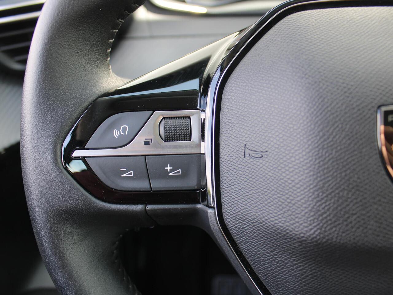 Peugeot 208 1.2 PureTech 100 Active | Airco | Cruise | Navi | LED | Apple CarPlay/Android Auto | BTW auto |