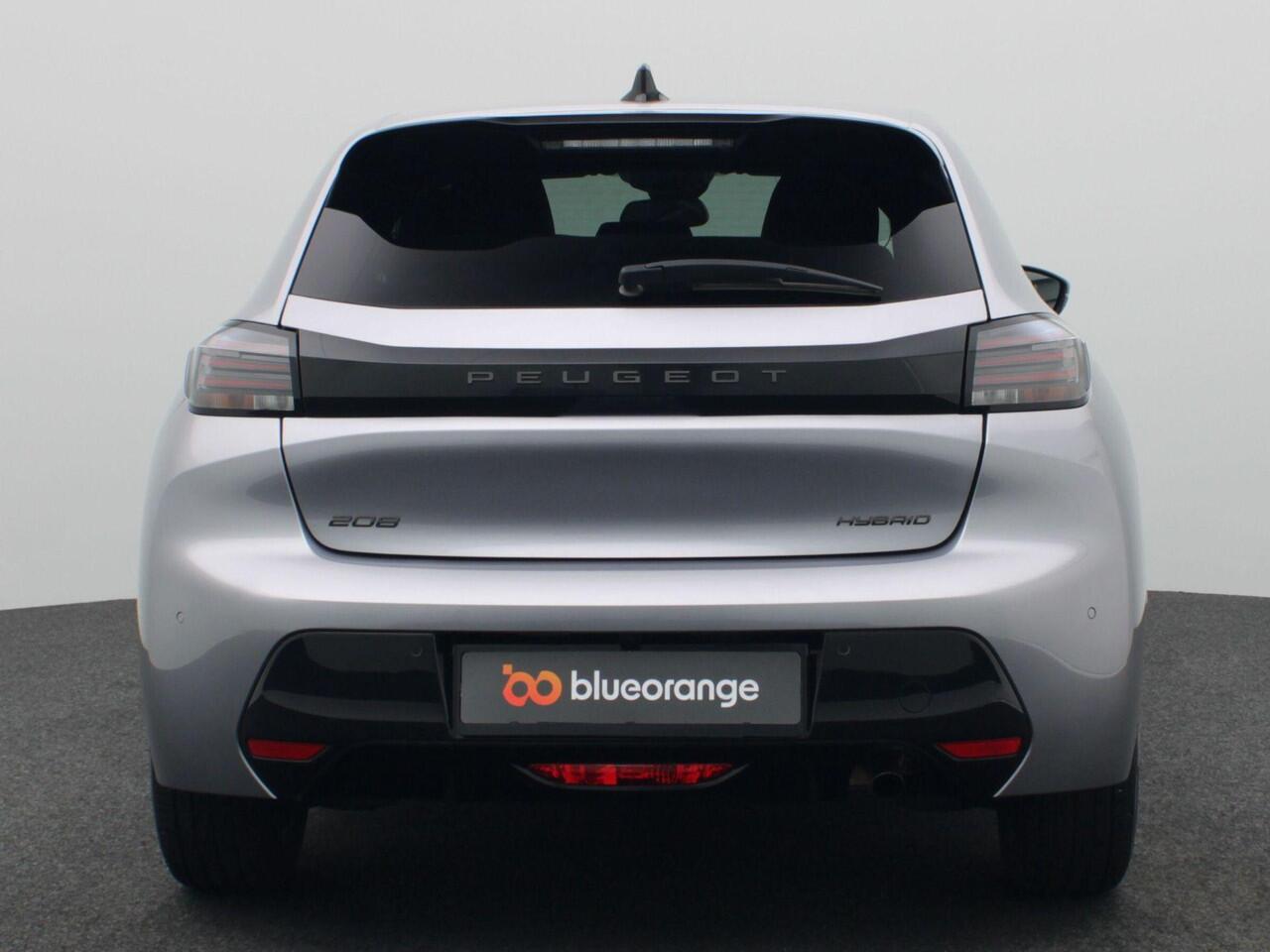 Peugeot 208 1.2 Hybrid Allure 110PK e-DCS6 full led, adaptive cruise control, navigatie, achteruitrijcamera, stoelverwarming voor, keyless, 16" lichtmetaal
