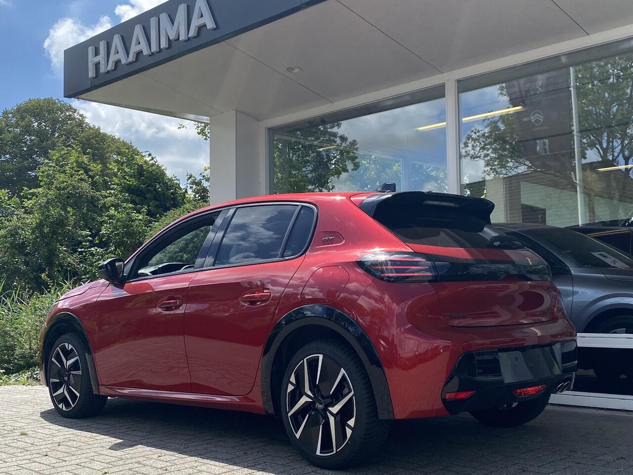 Peugeot 208 1.2 Hybrid 145 e-DCS6 GT | DEMO | Keyless Entry | Full LED | 360 graden camera | Navi | Dodehoek detectie | Apple Carplay/Android Auto