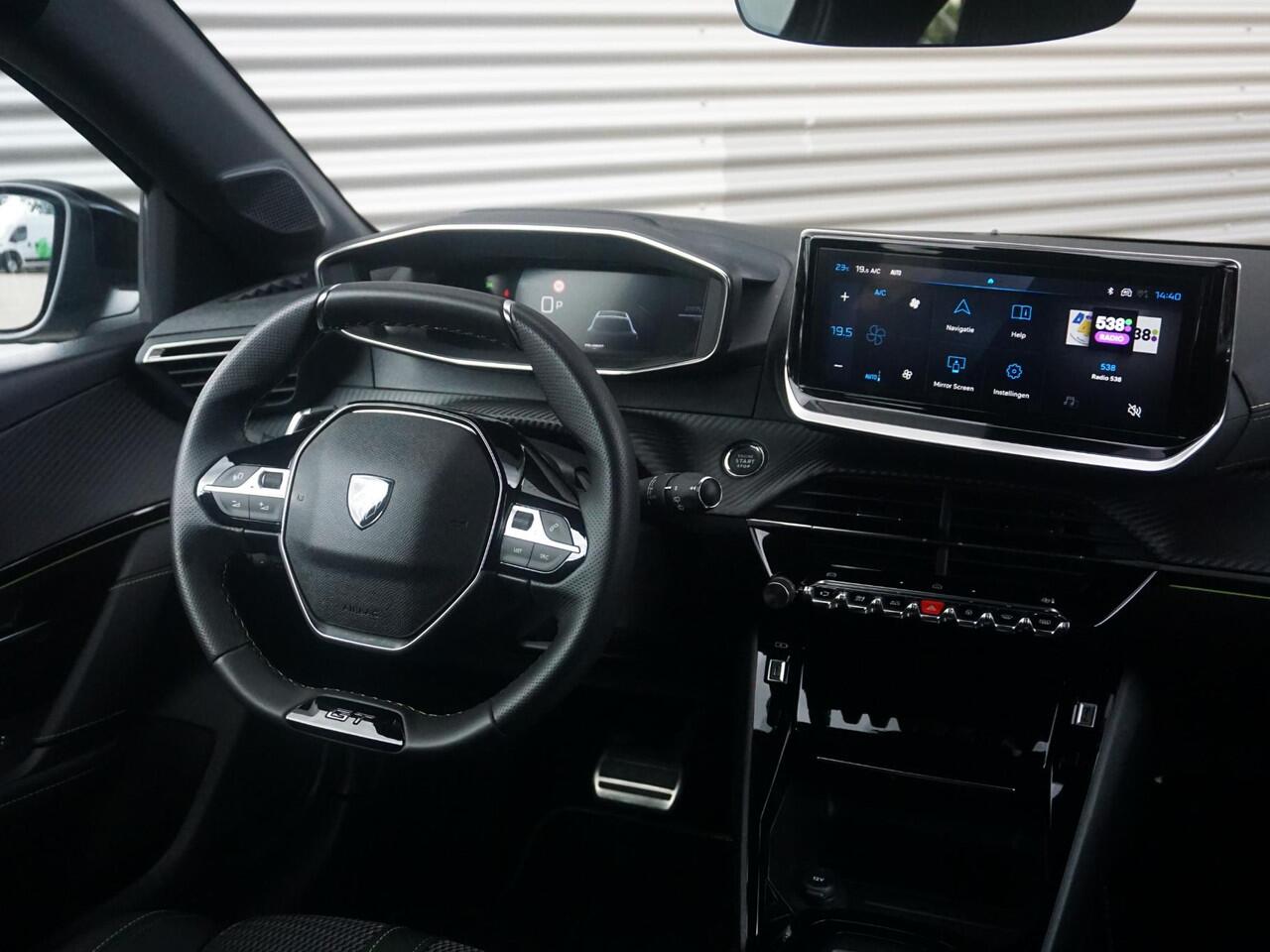 Peugeot 208 Hybrid 136 e-DCS6 GT