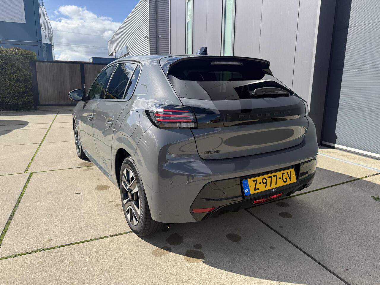 Peugeot 208 1.2 PureTech 100 Allure