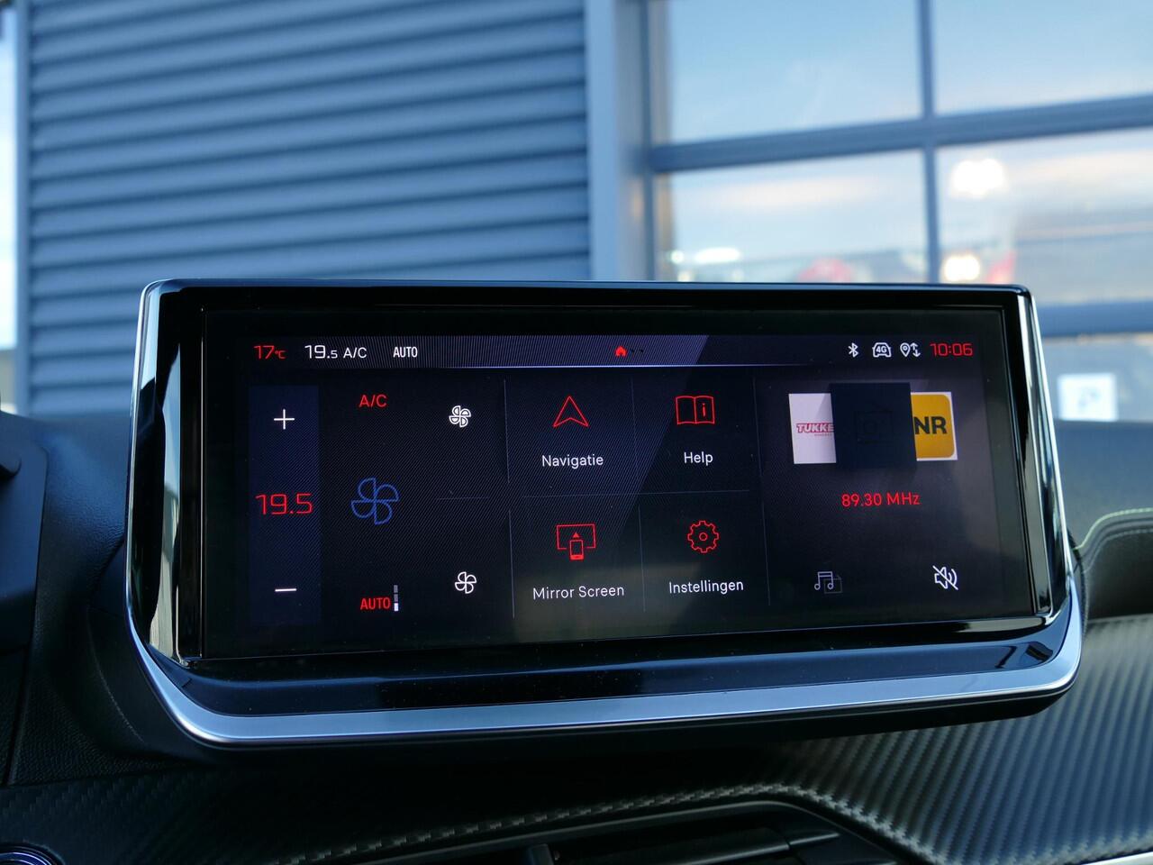 Peugeot 208 1.2 PureTech 100 GT | Navigatie | Climate Control | Camera | Full LED | 17'' LM Velgen | Keyless Entry & Start